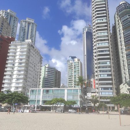 Balneario Camboriu 4 Quartos Avenida Atlantica ภายนอก รูปภาพ